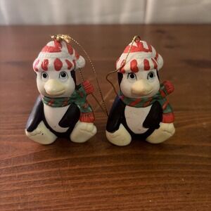 Vintage Ceramic 2.5" Christmas Penguins Set Of‎ 2